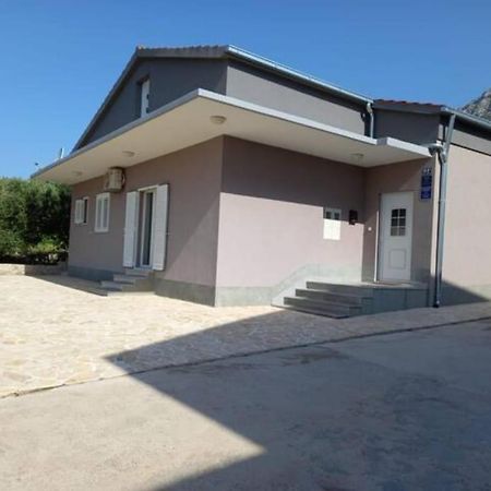 Holiday Home Kastela Village ภายนอก รูปภาพ