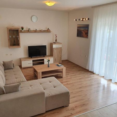 Holiday Home Kastela Village ภายนอก รูปภาพ