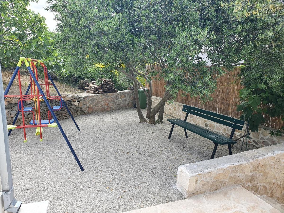 Holiday Home Kastela Village ภายนอก รูปภาพ