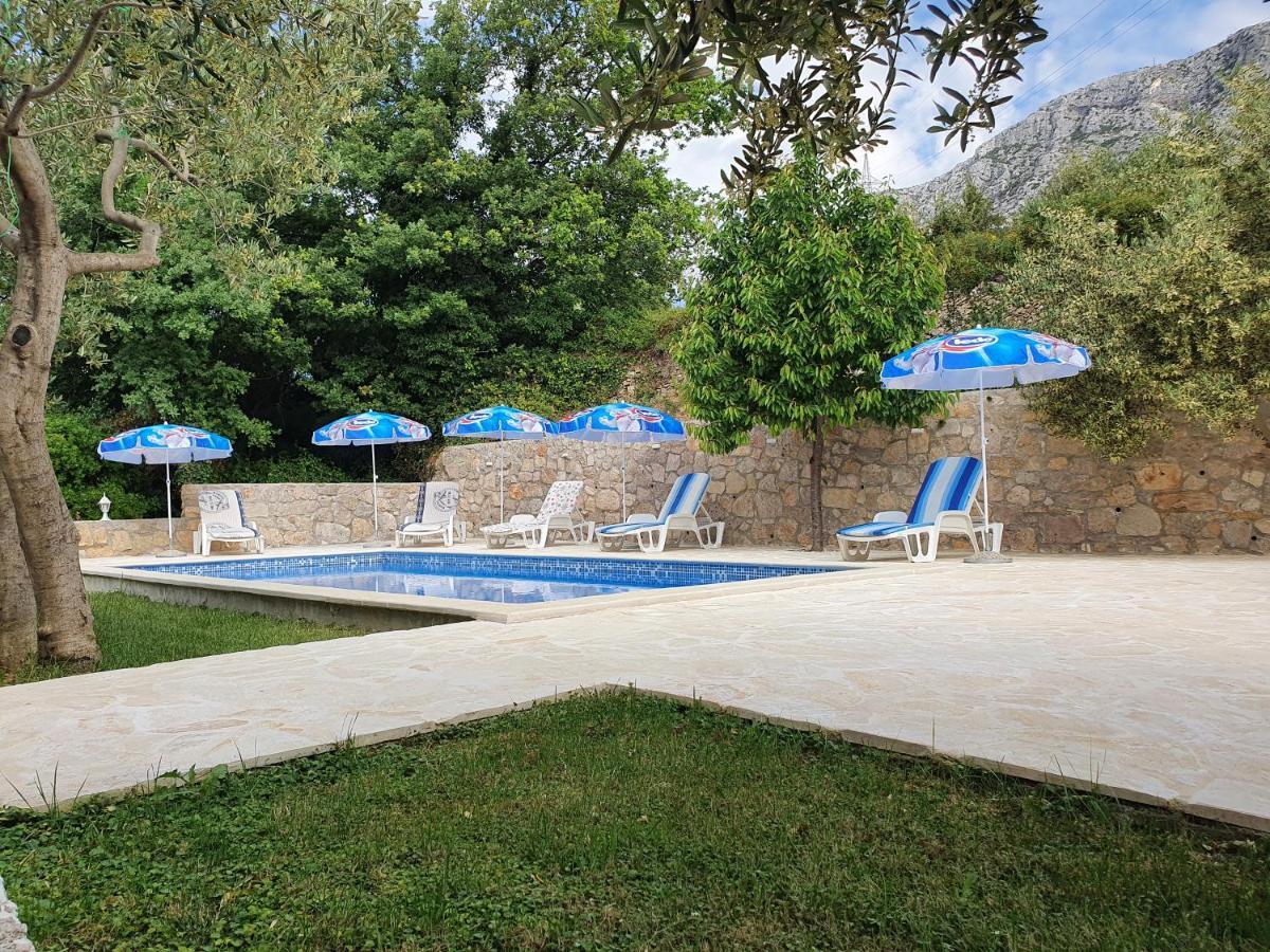Holiday Home Kastela Village ภายนอก รูปภาพ