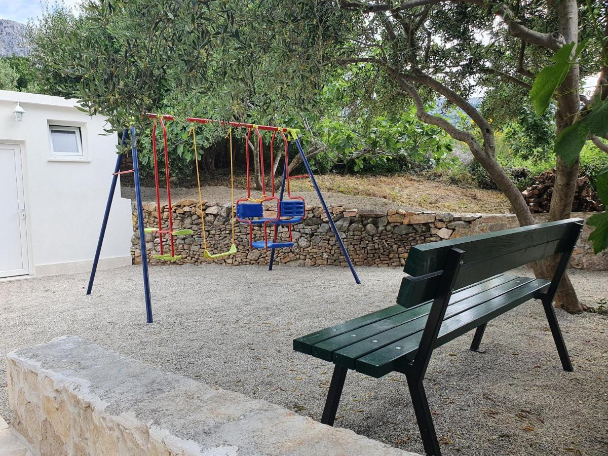 Holiday Home Kastela Village ภายนอก รูปภาพ