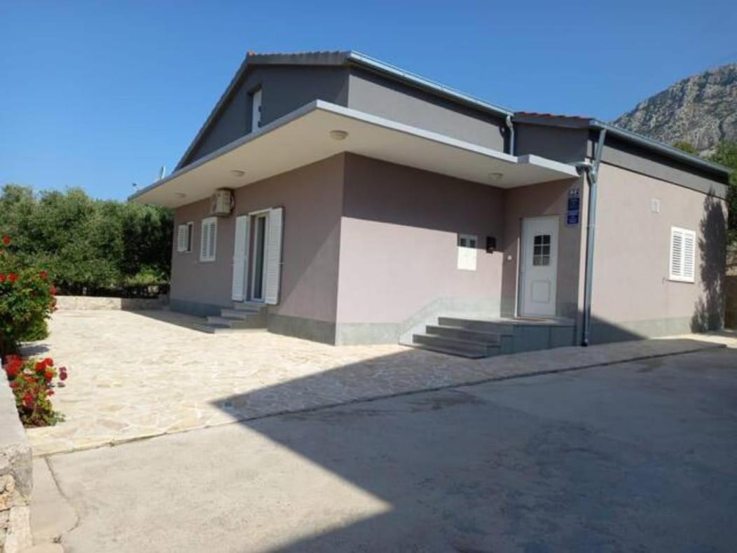 Holiday Home Kastela Village ภายนอก รูปภาพ