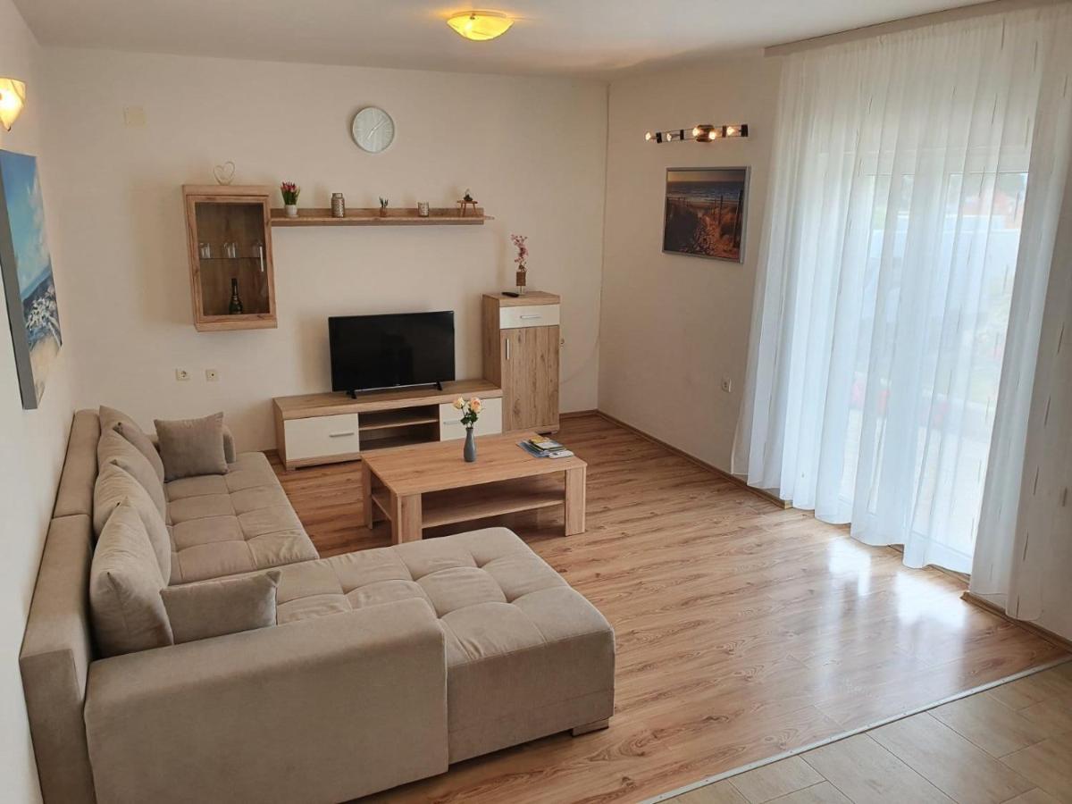 Holiday Home Kastela Village ภายนอก รูปภาพ