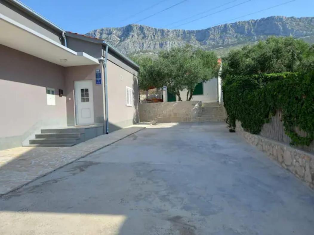 Holiday Home Kastela Village ภายนอก รูปภาพ