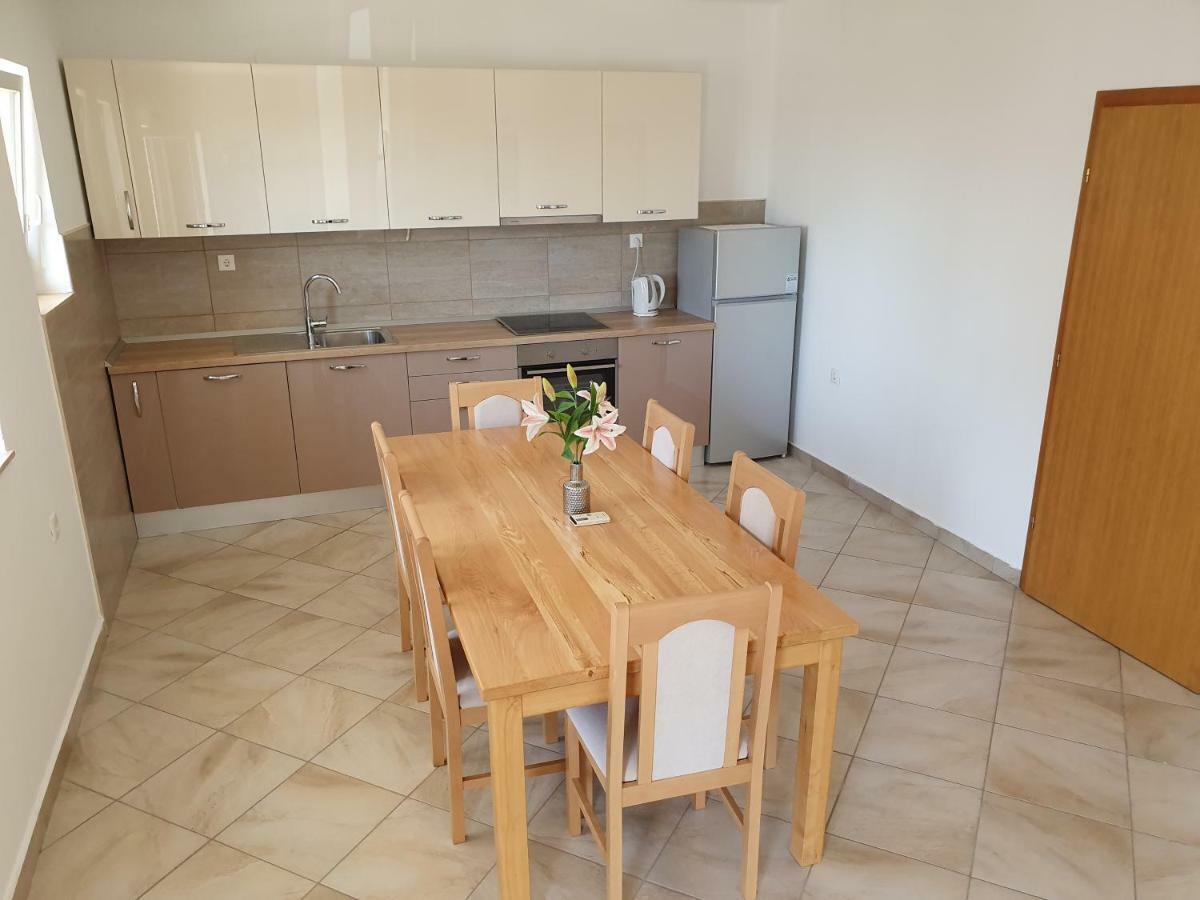 Holiday Home Kastela Village ภายนอก รูปภาพ