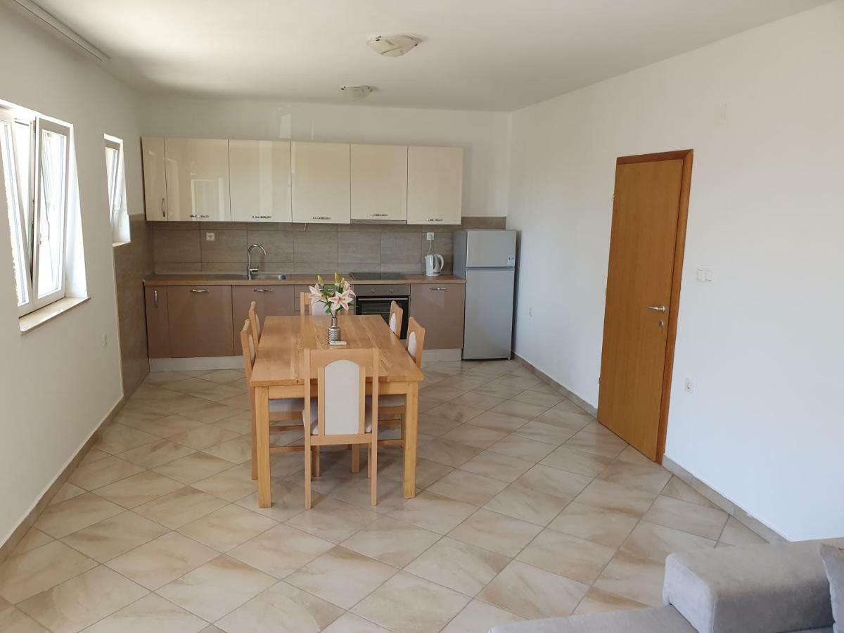 Holiday Home Kastela Village ภายนอก รูปภาพ