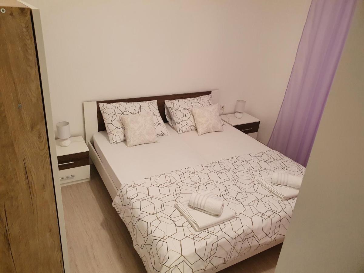 Holiday Home Kastela Village ภายนอก รูปภาพ